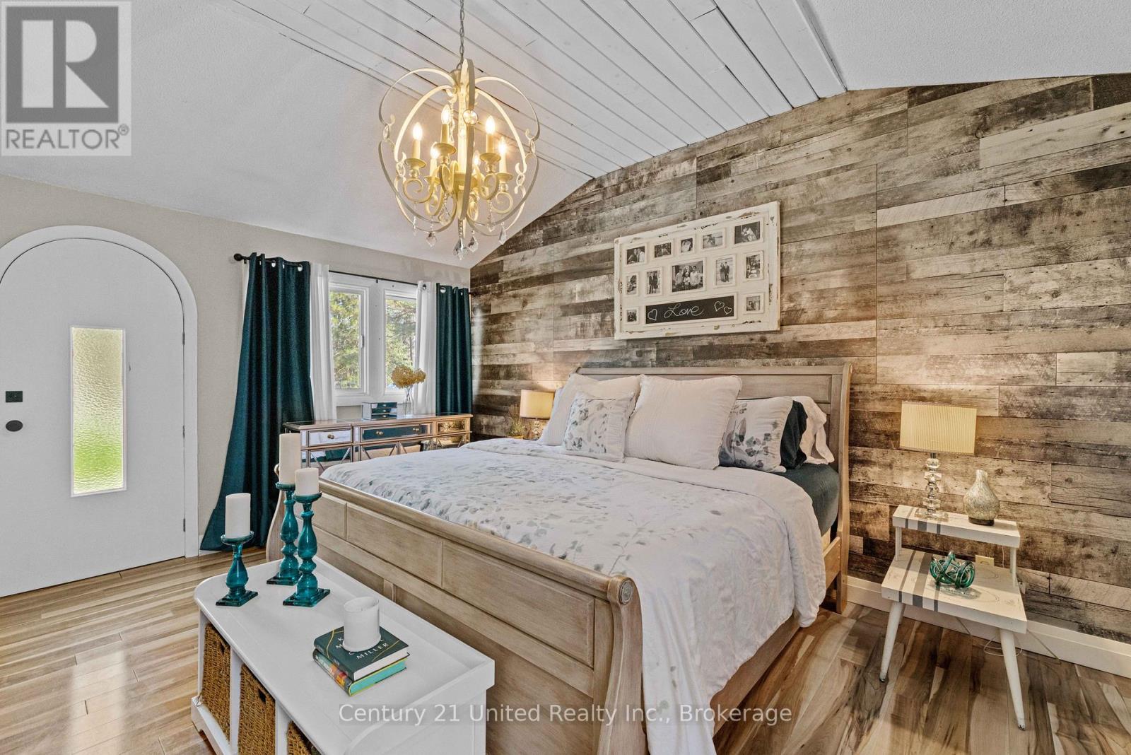 11 BIRCH TERRACE - 12