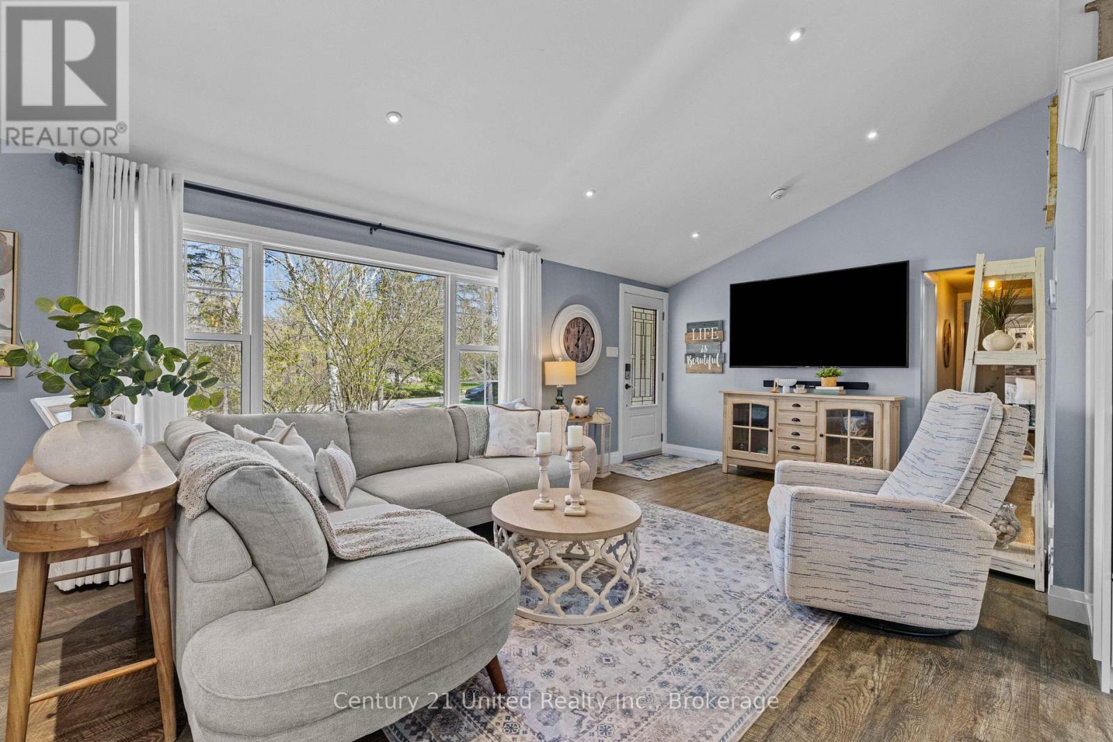 11 BIRCH TERRACE - 3