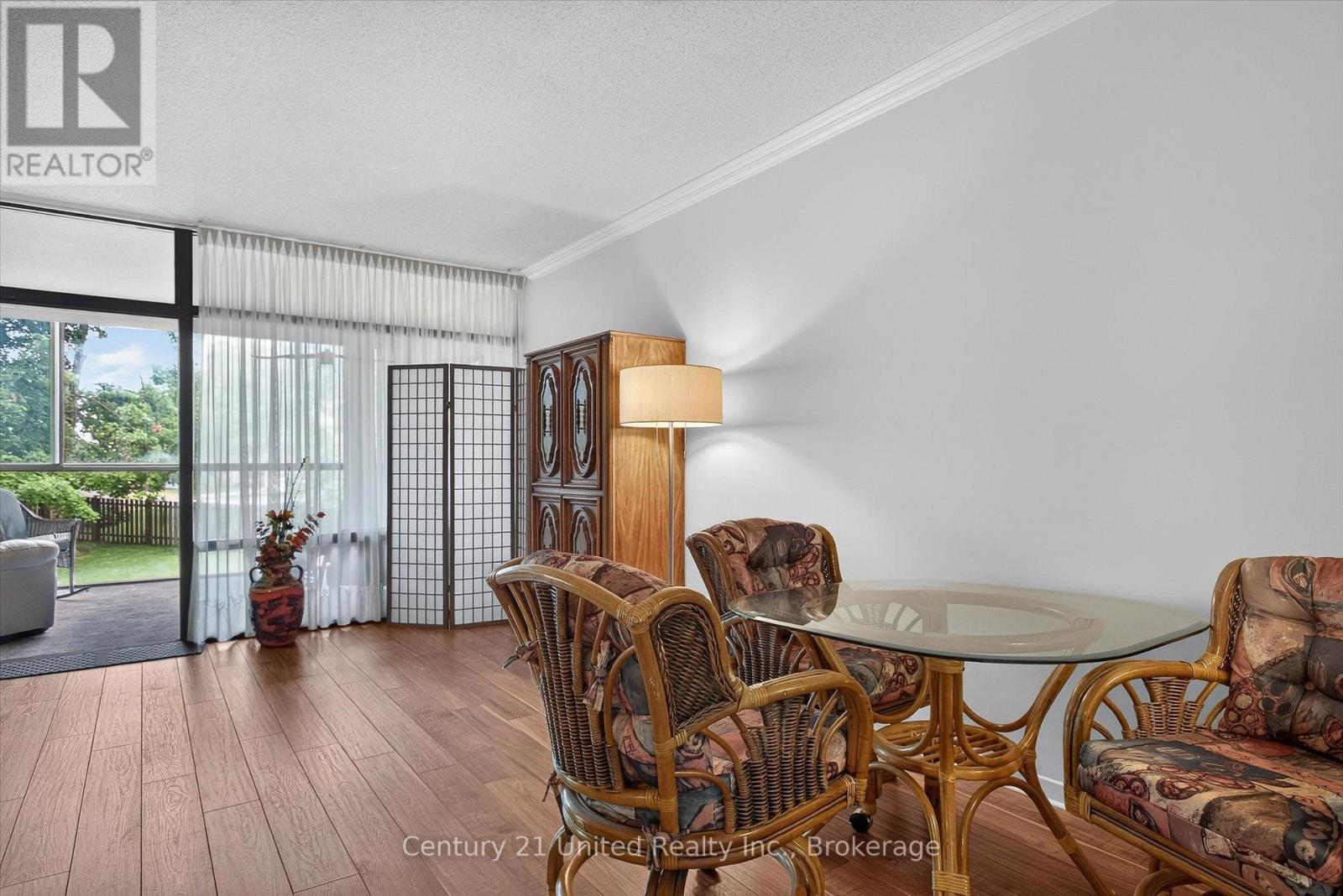 #203 1818 CHERRYHILL ROAD - Image 18