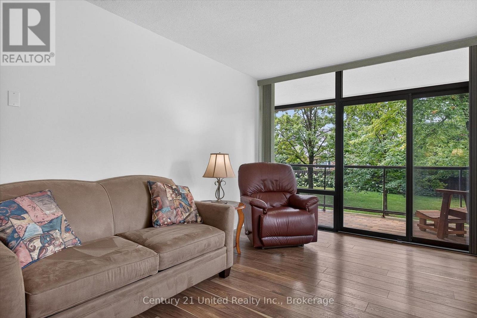 #203 1818 CHERRYHILL ROAD - Image 23