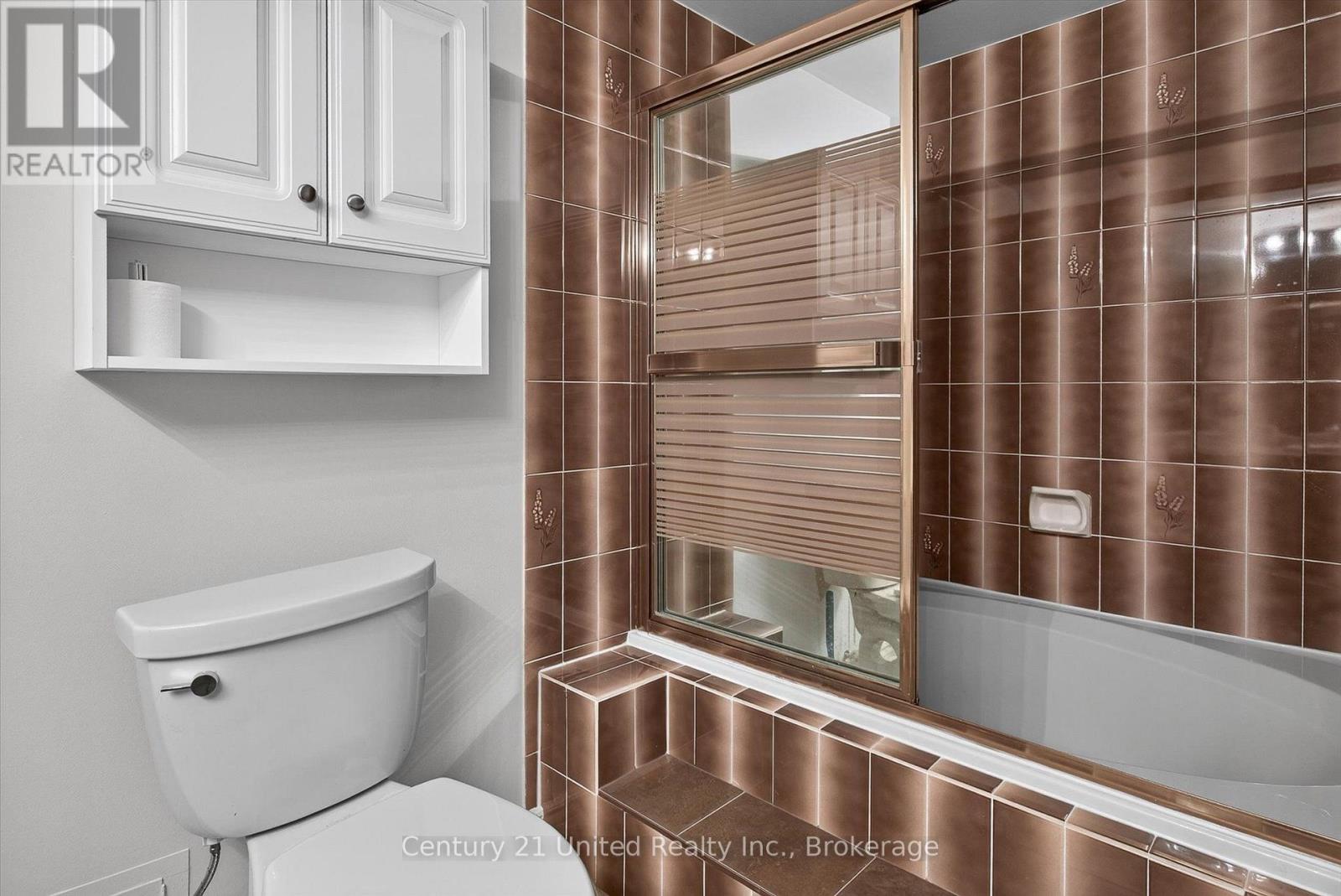 #203 1818 CHERRYHILL ROAD - Image 31