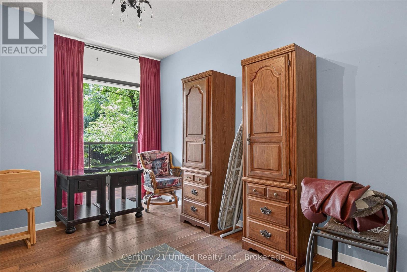 #203 1818 CHERRYHILL ROAD - Image 33
