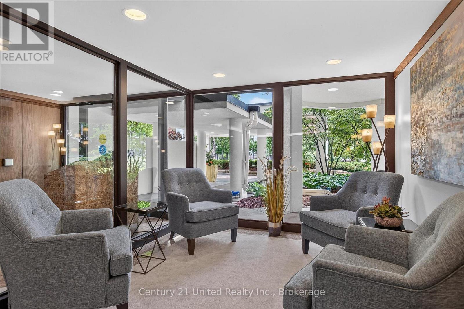 #203 1818 CHERRYHILL ROAD - Image 37