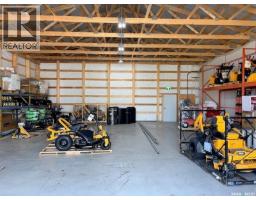500 12th Avenue E, Kindersley, SK S0L1S0 Photo 6