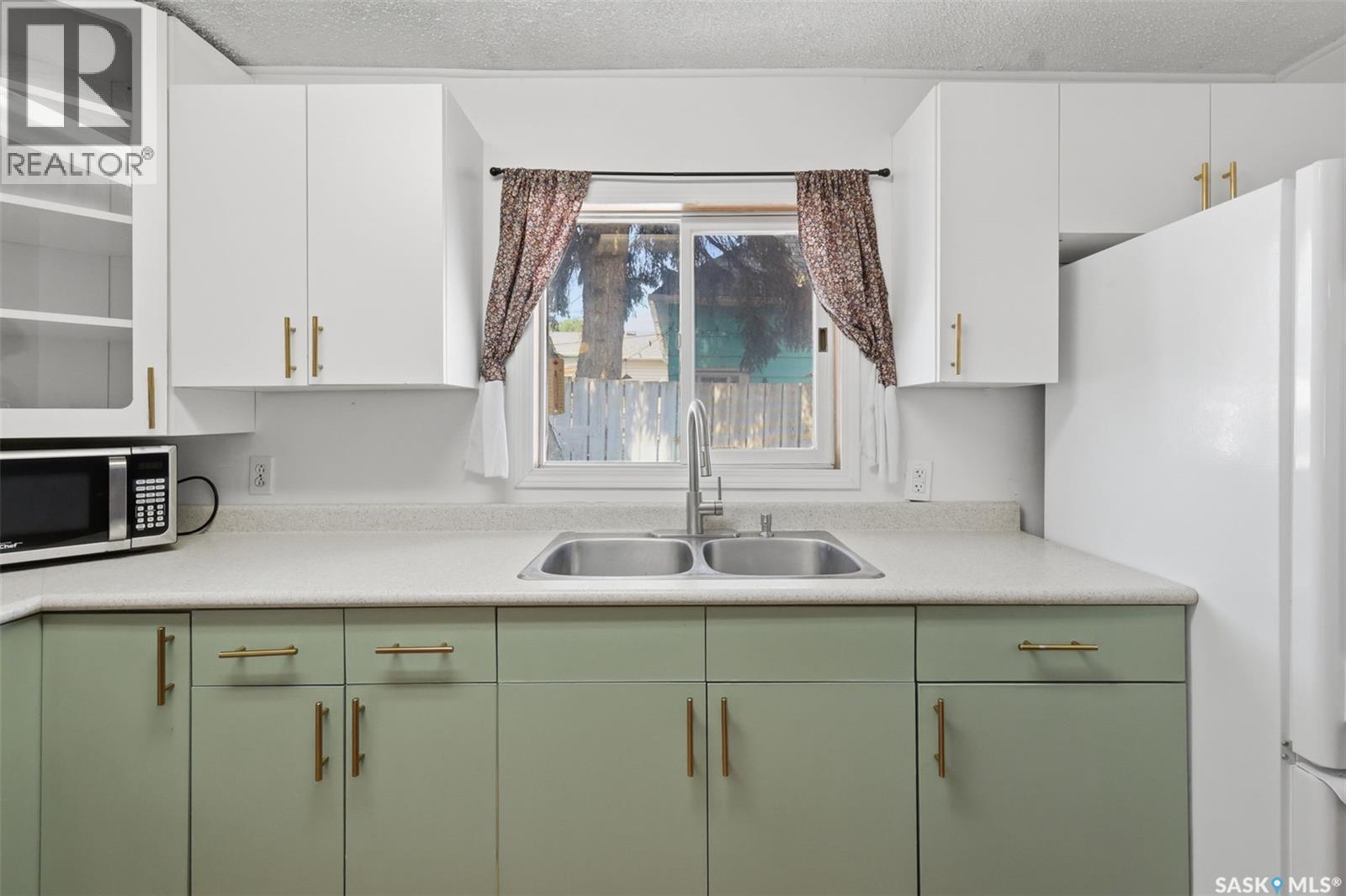925 L AVENUE S - 14