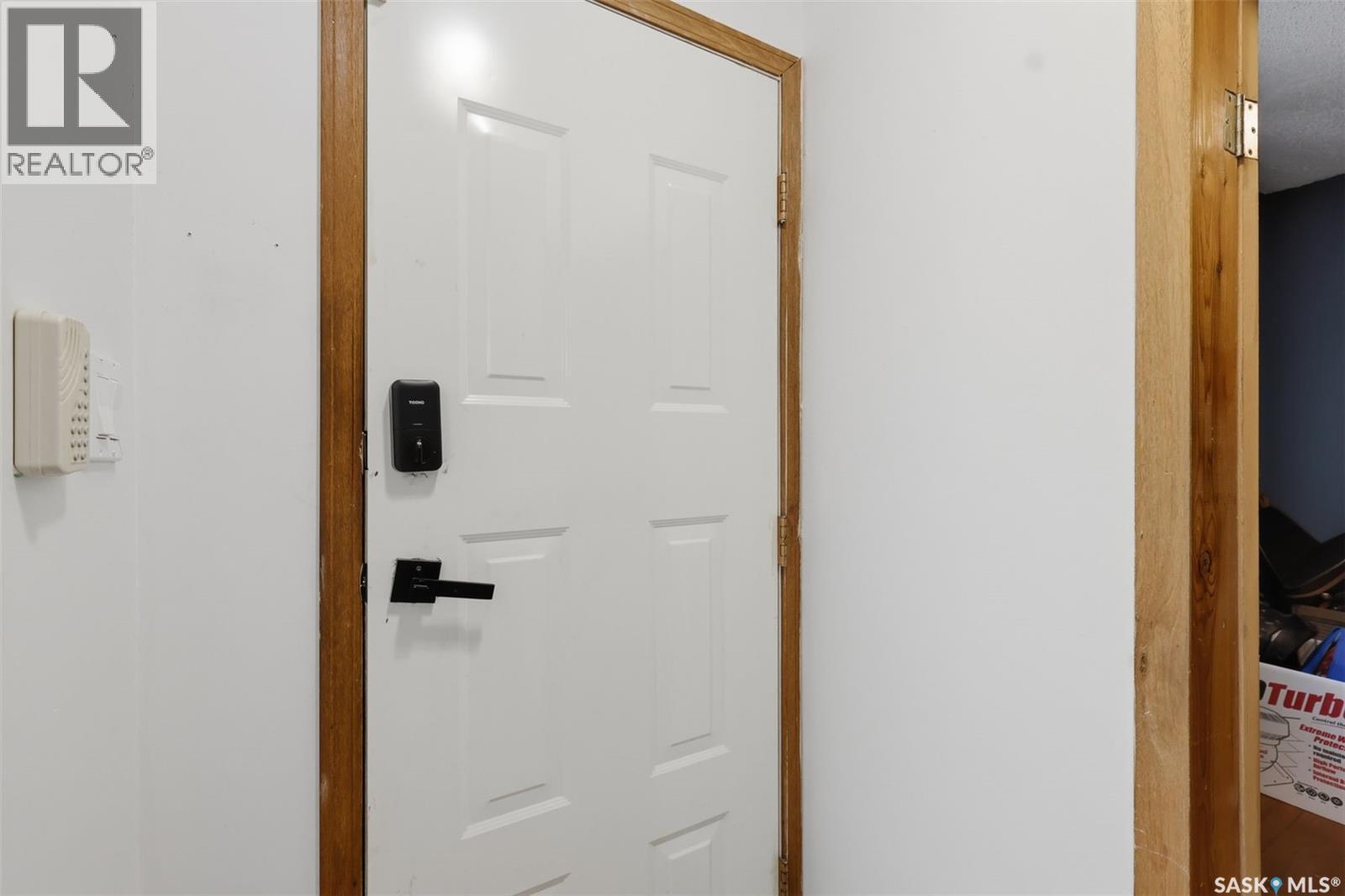 925 L AVENUE S - 4