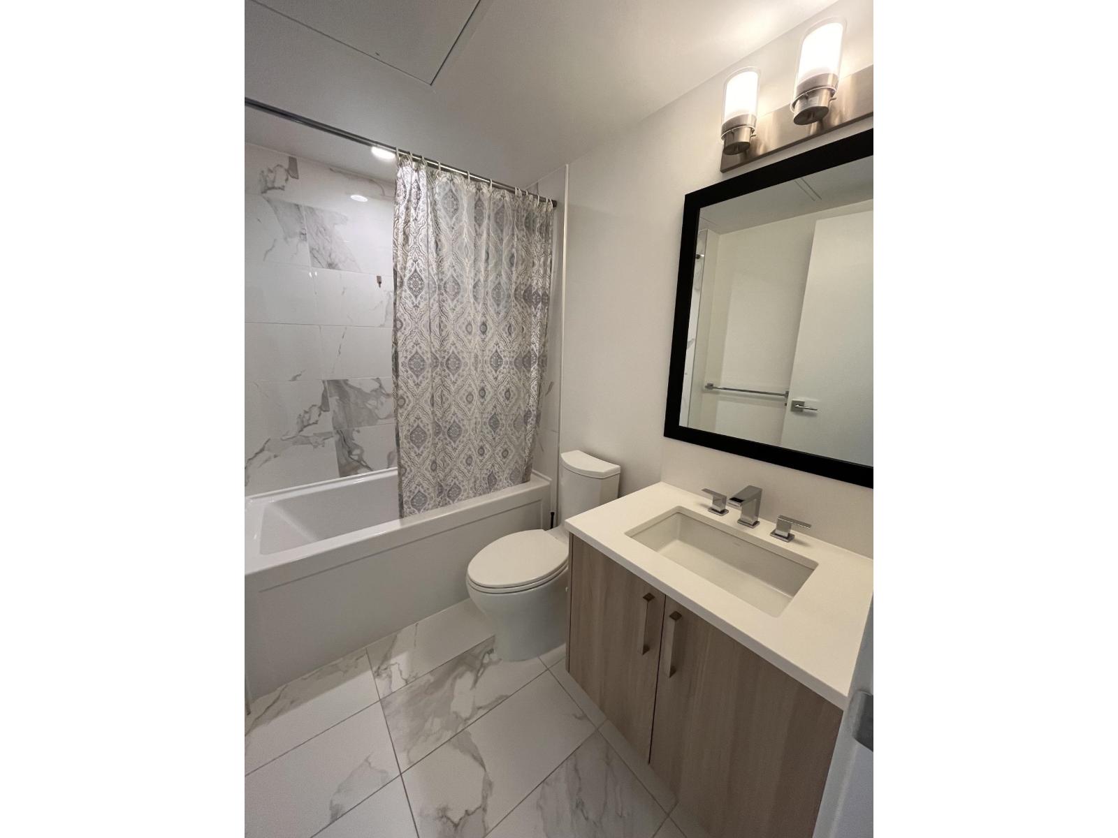 1 Bed, 1 Bath Apartment for Sale in Surrey – 906 13350 CENTRAL AVENUE, Surrey – MLS# R3148502 - Image 27