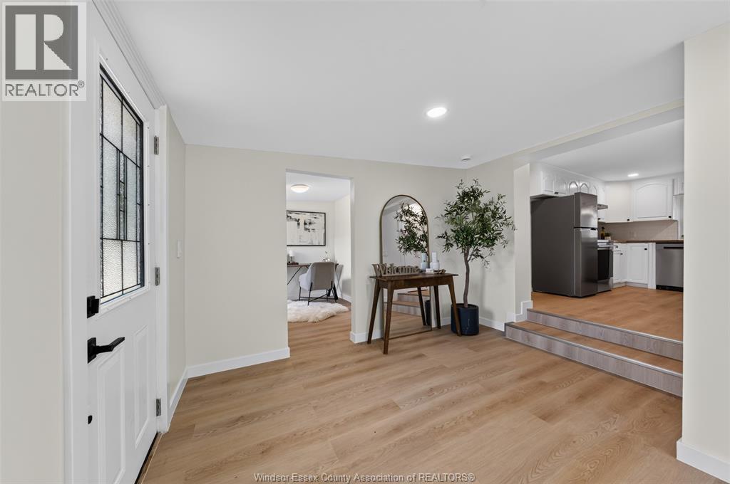 134 WINDSOR AVENUE - 32