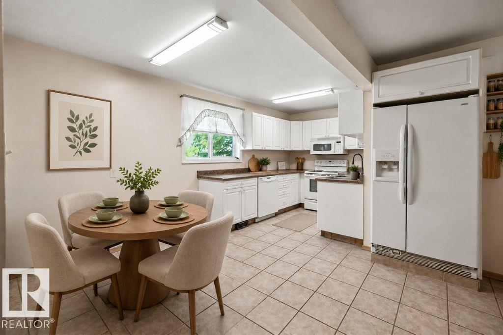 26 LOUISBOURG PL - 25