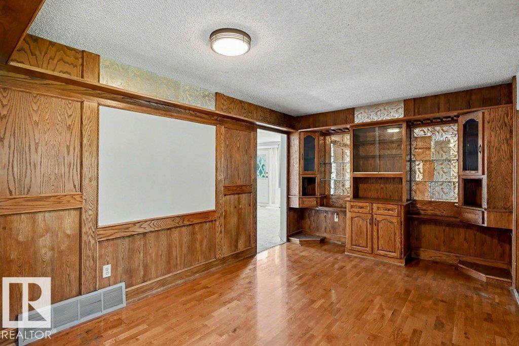 26 LOUISBOURG PL - 13