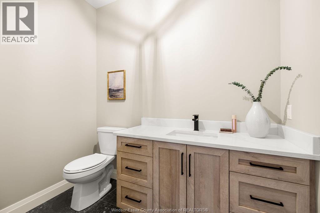 8032 MEO BOULEVARD - 4