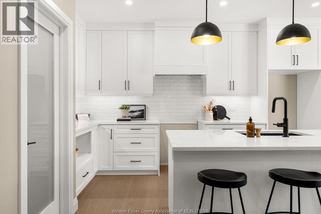 8032 MEO BOULEVARD - 10