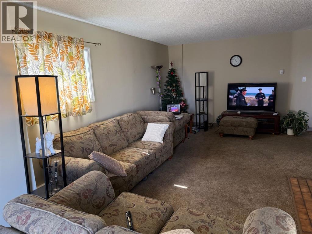 #921 21 Berkeley Place W - 7