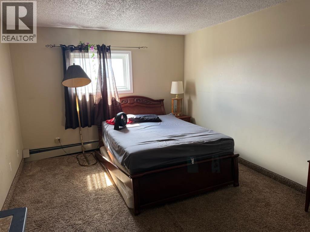 #921 21 Berkeley Place W - 14