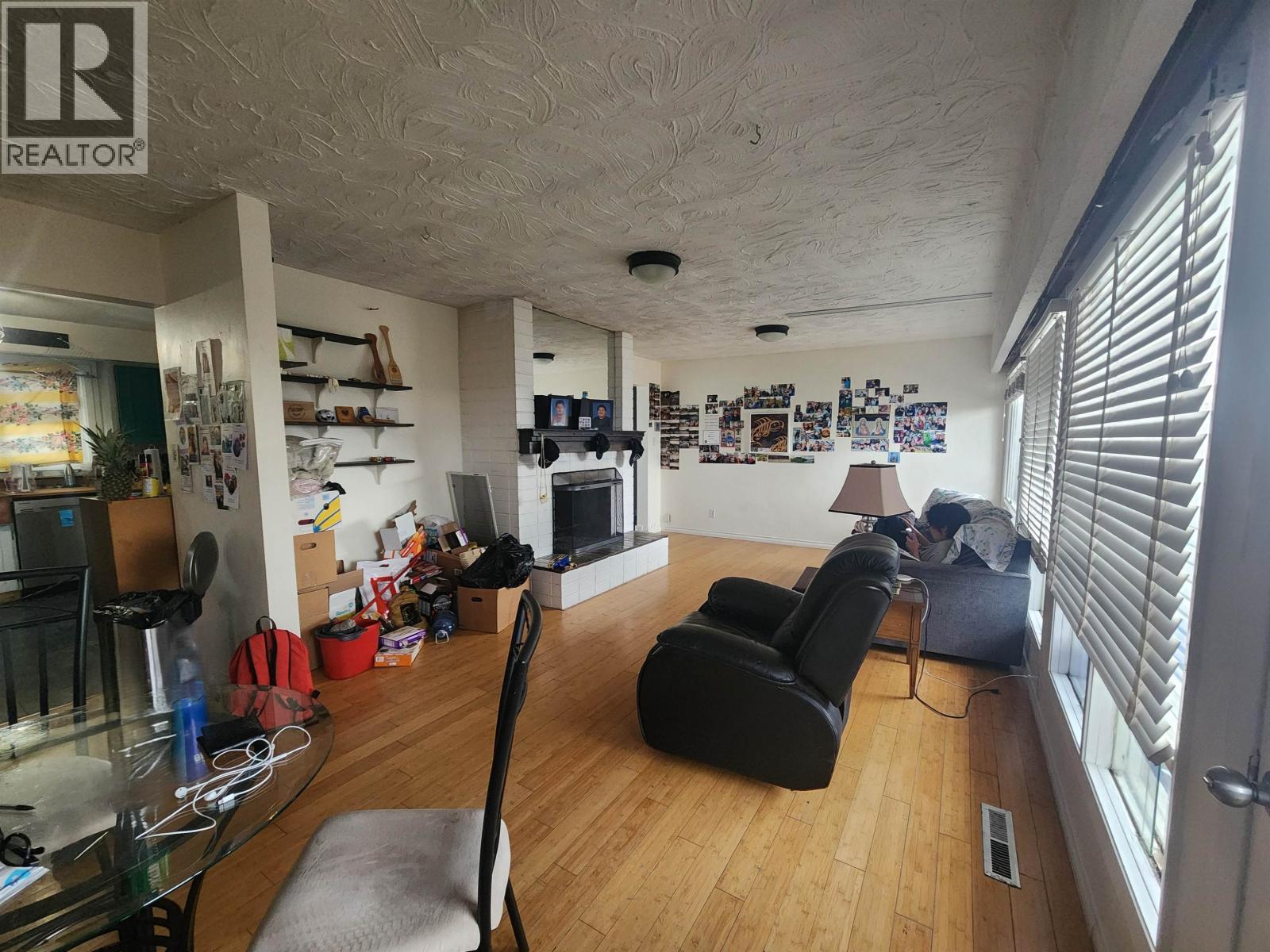 2189 MCBRIDE CRESCENT - 10