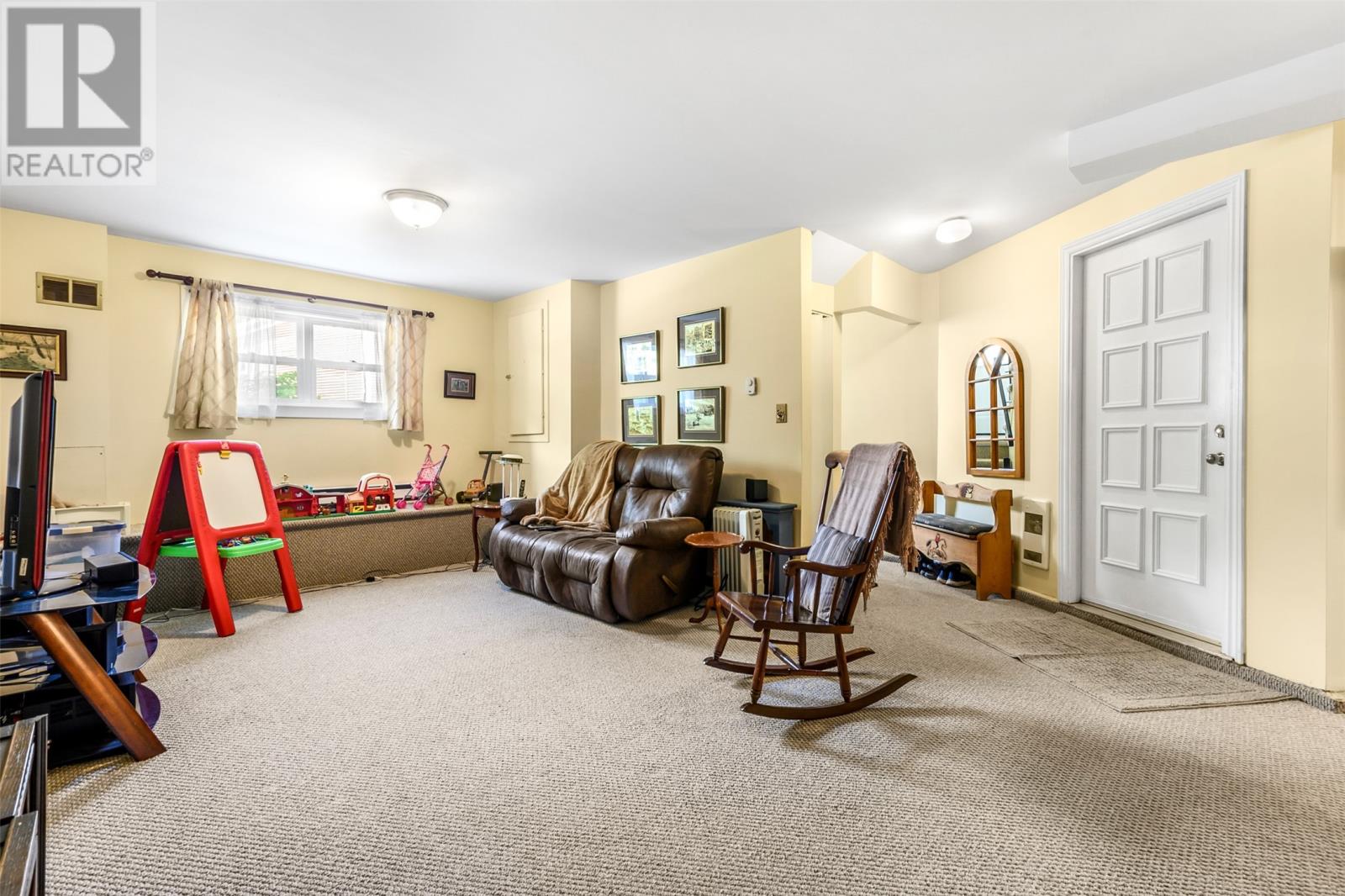 63 Monkstown Road thumbnail 32