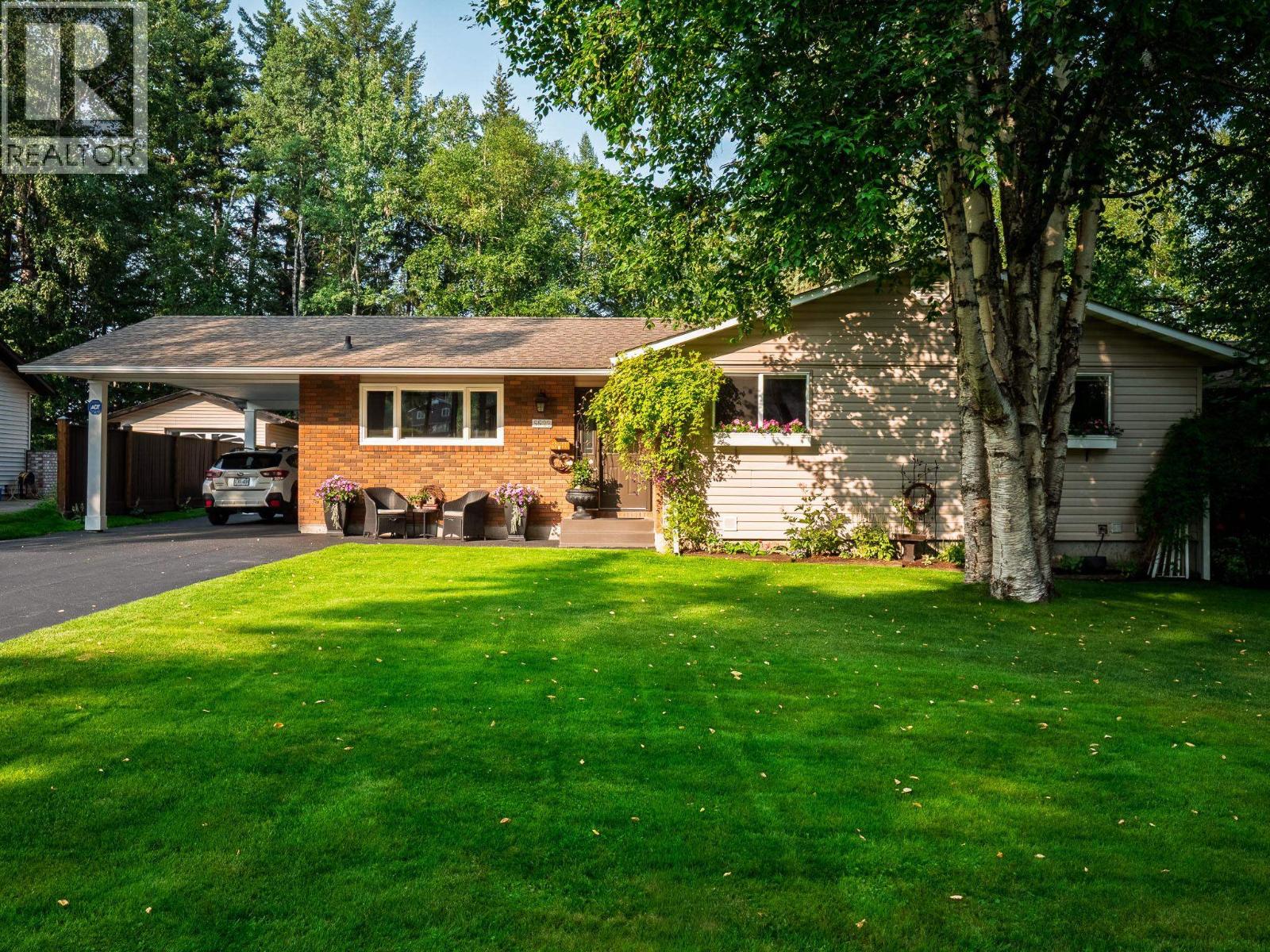 5522 DALHOUSIE DRIVE - 1