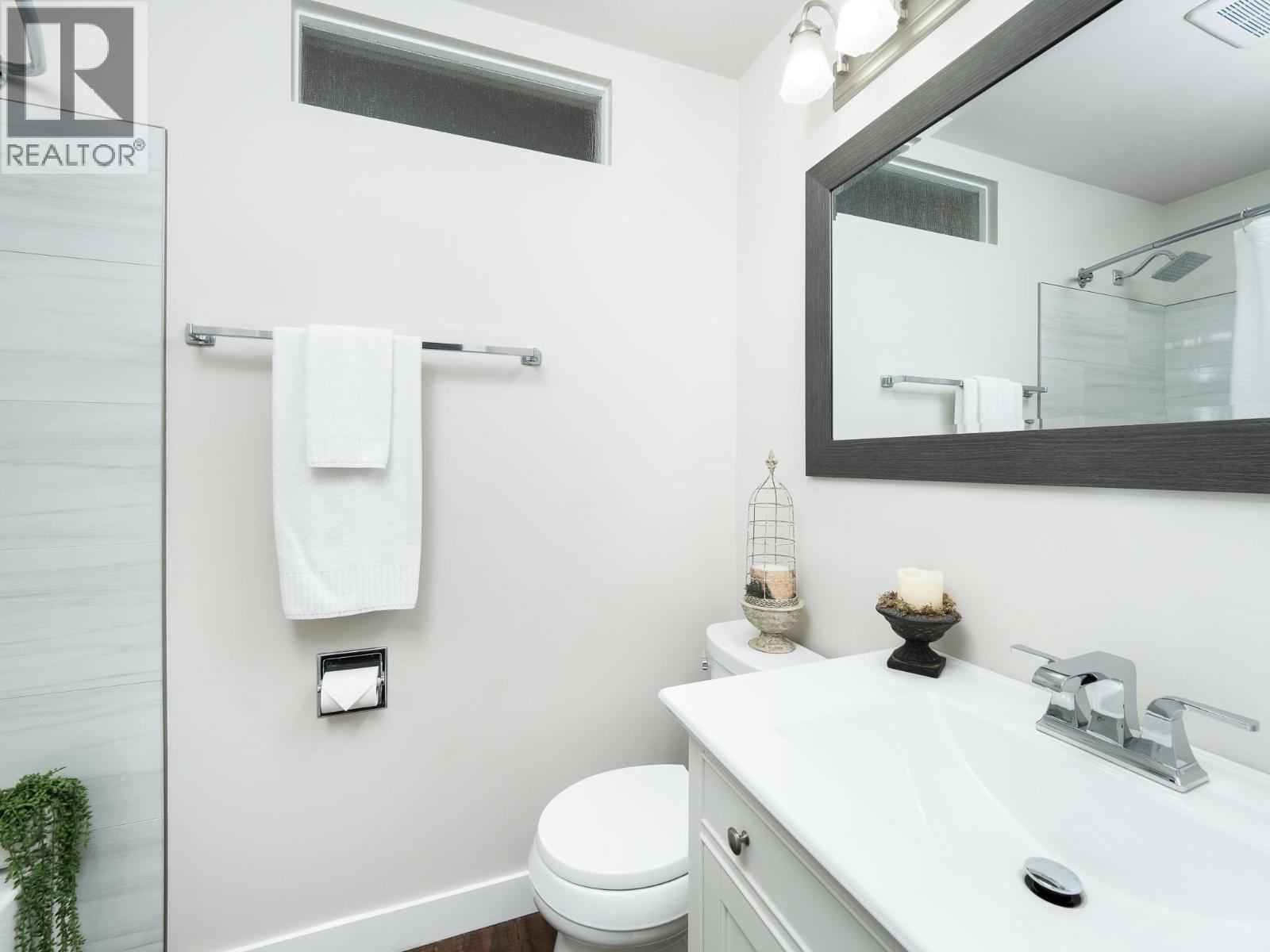 5522 DALHOUSIE DRIVE - 11