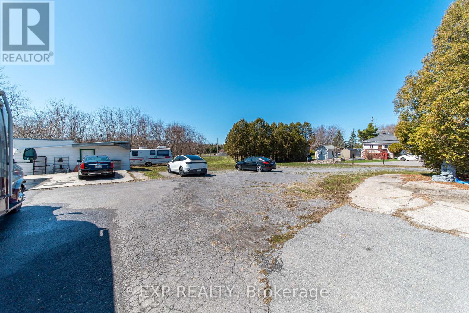 4612 STE CATHERINE STREET - 28