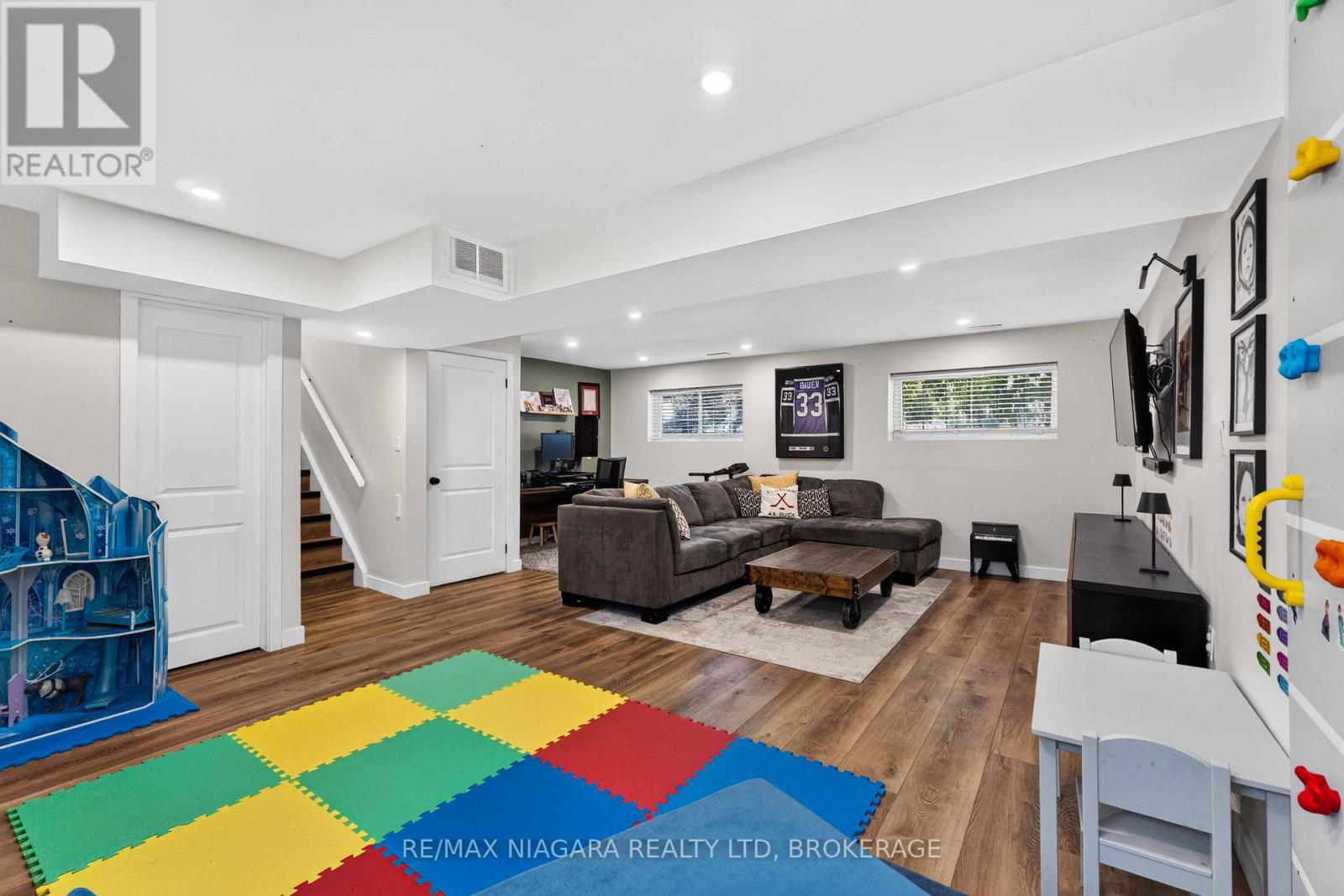 41 OLD COACH ROAD - Image 23
