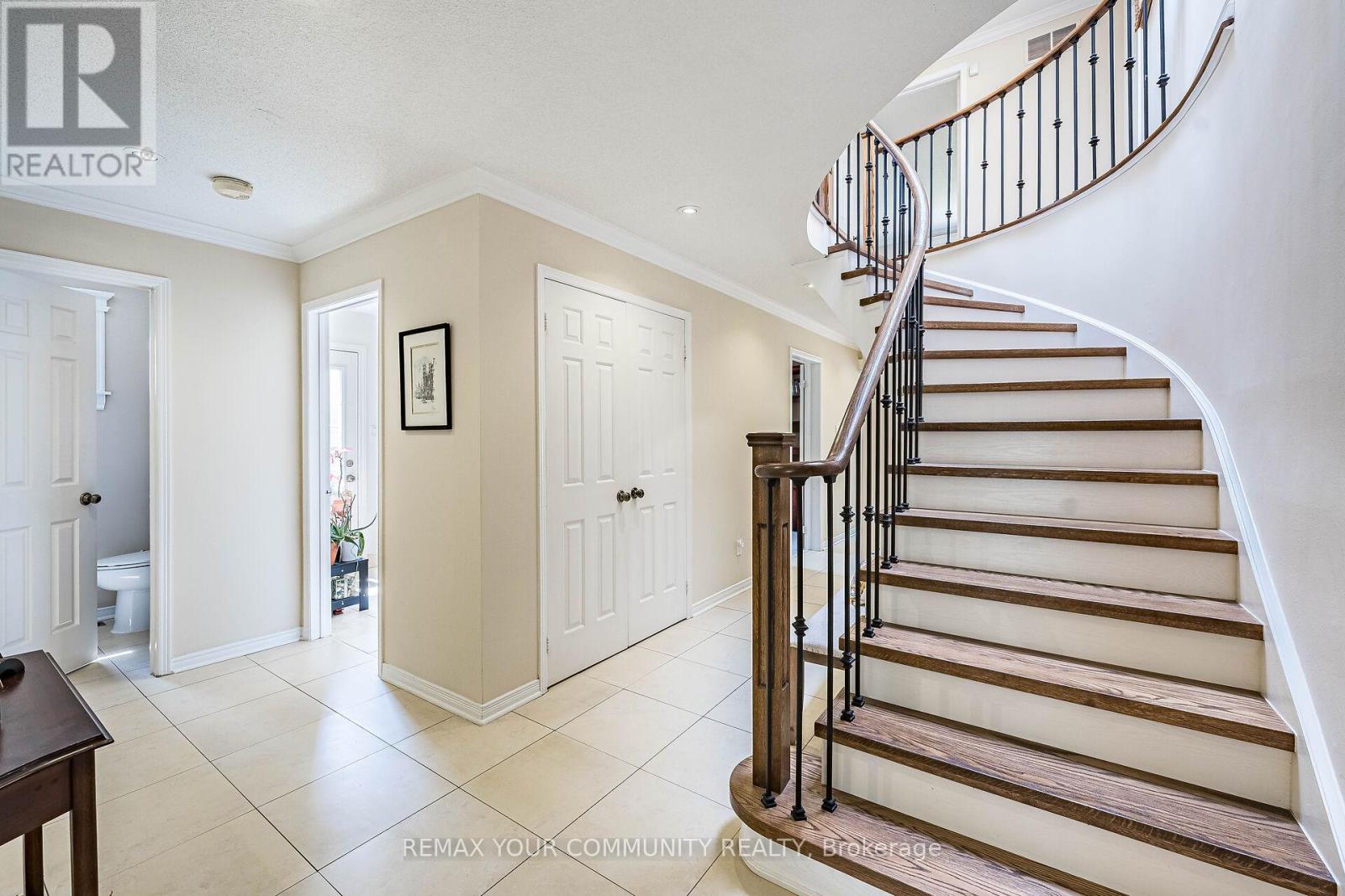 16 VALLEYVIEW ROAD - 19