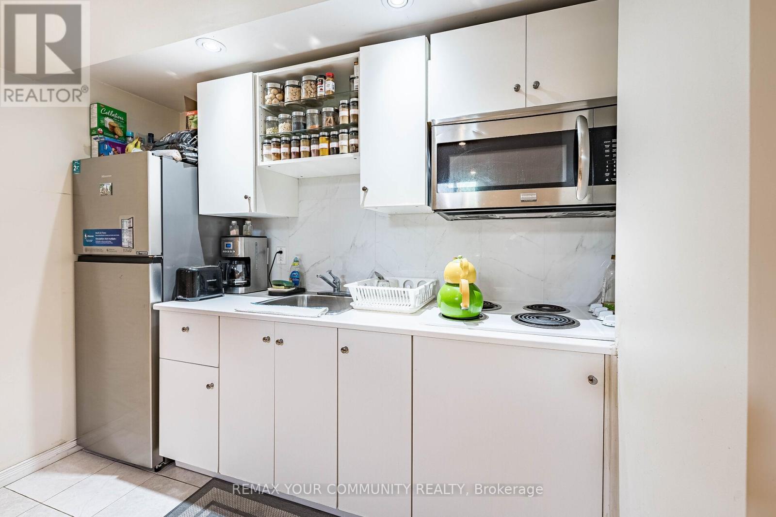 16 VALLEYVIEW ROAD - 41