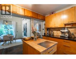 4479 Marine Drive, Burnaby, BC V5J3G1 Photo 10