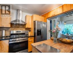 4479 Marine Drive, Burnaby, BC V5J3G1 Photo 11