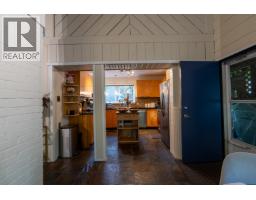 4479 Marine Drive, Burnaby, BC V5J3G1 Photo 15