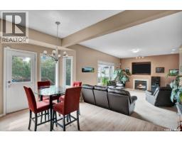Family room - 211 Brookshire Crescent, Saskatoon, SK S7V1H1 Photo 15