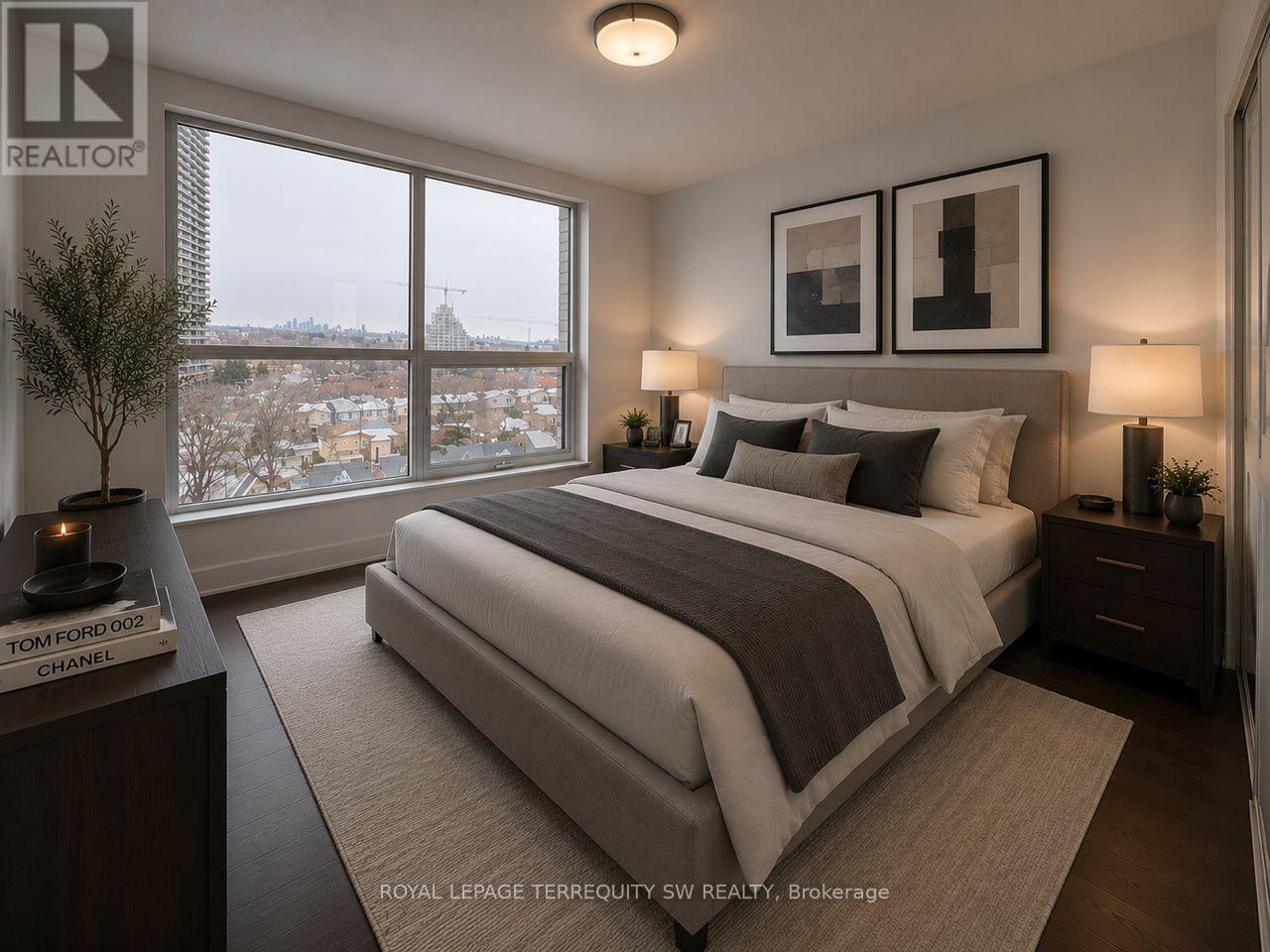 #902 58 ORCHARD VIEW BOULEVARD - 10
