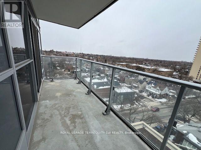 #902 58 ORCHARD VIEW BOULEVARD - 25