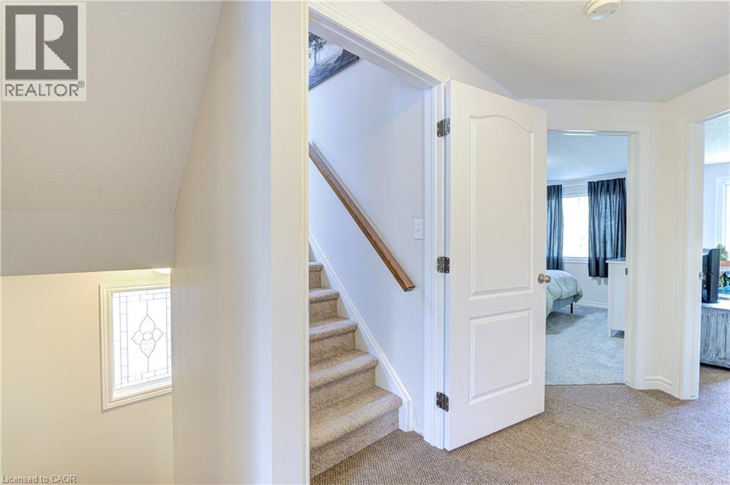 282 CARRINGTON Drive - 22