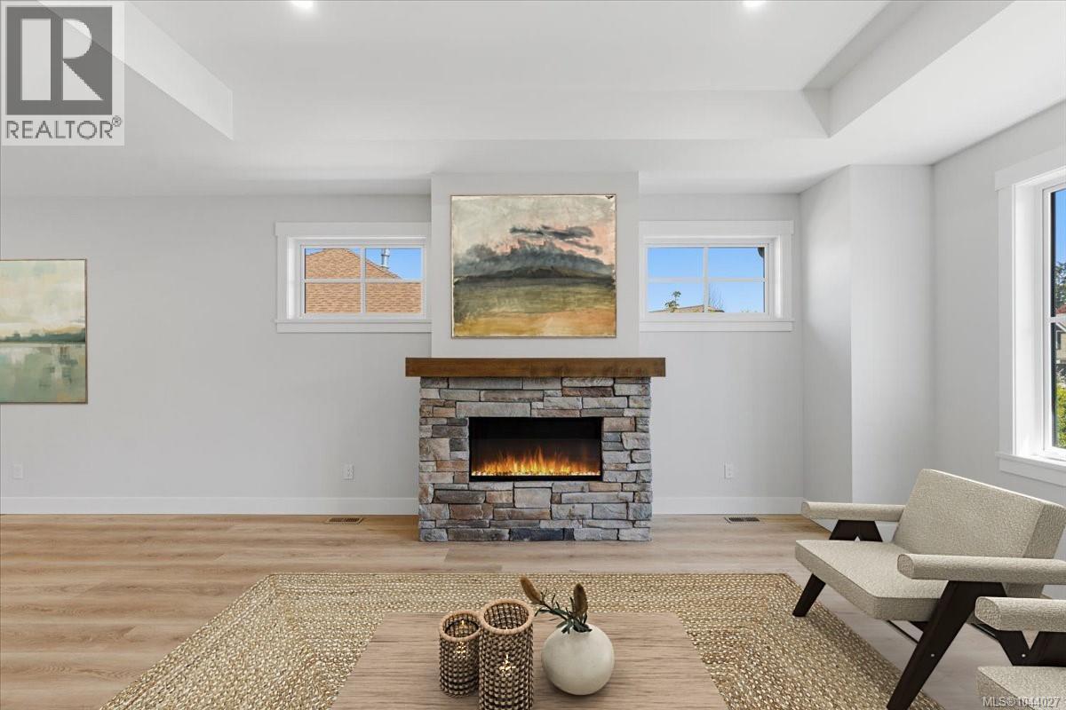 846 Woodside Cres - 4