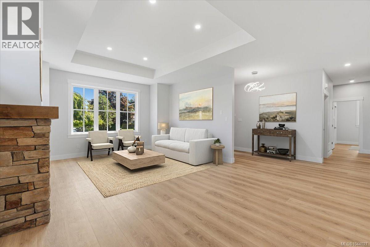 846 Woodside Cres - 5