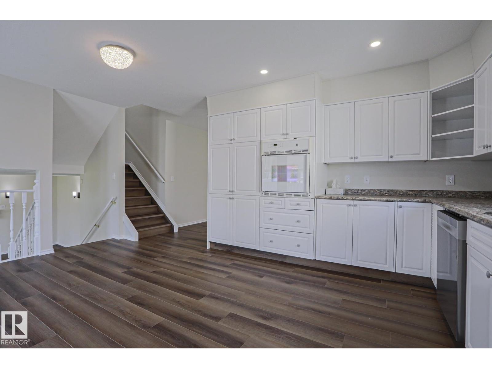 1028 James CR NW - 22