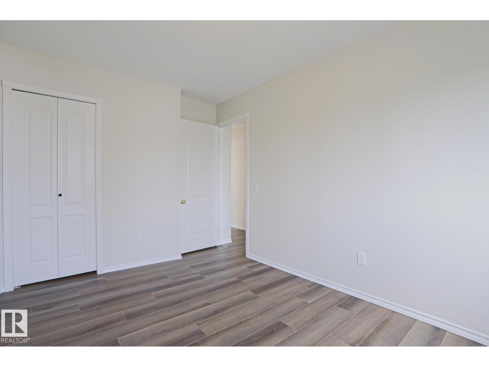 1028 James CR NW - 40