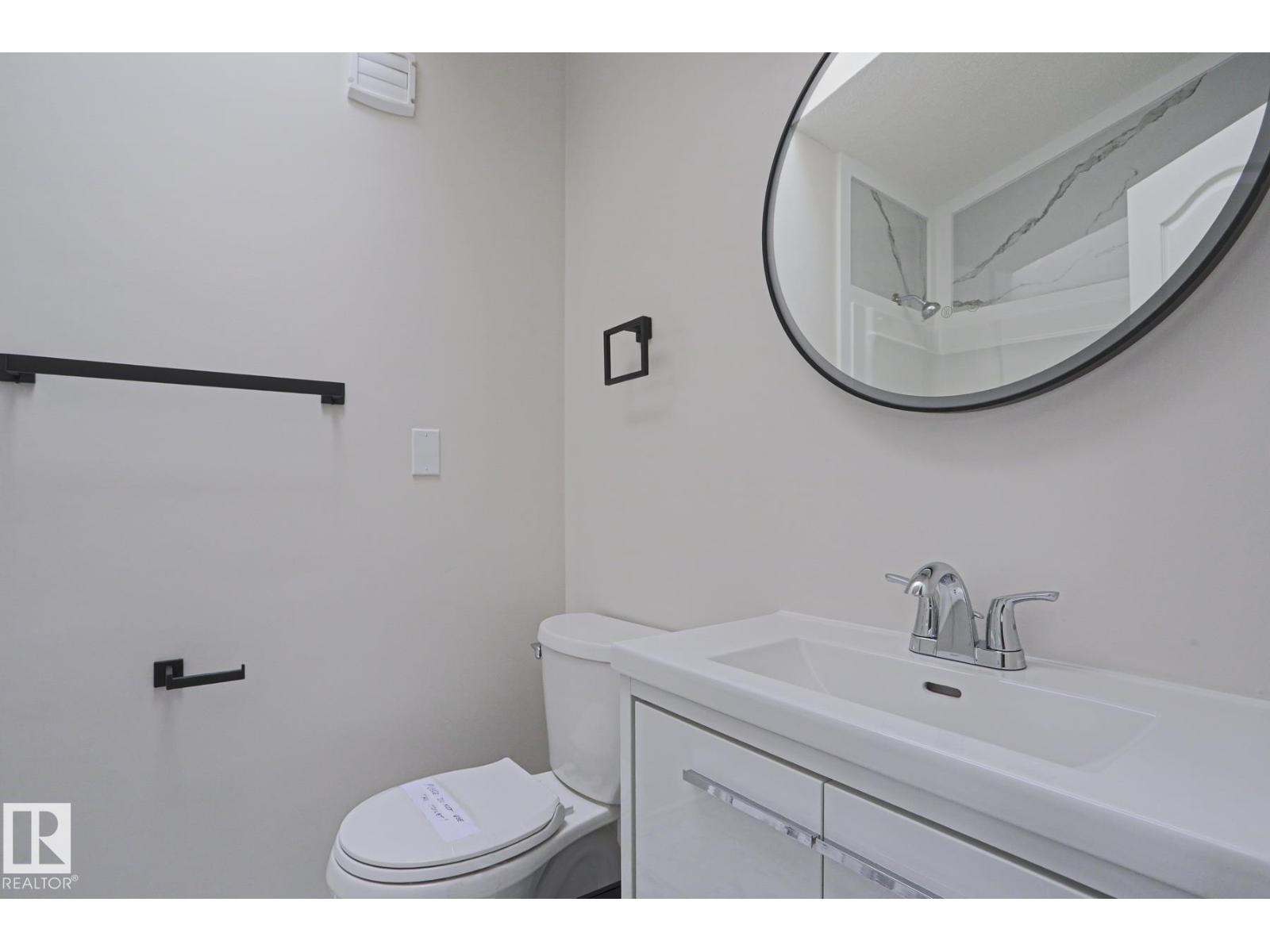 1028 James CR NW - 53
