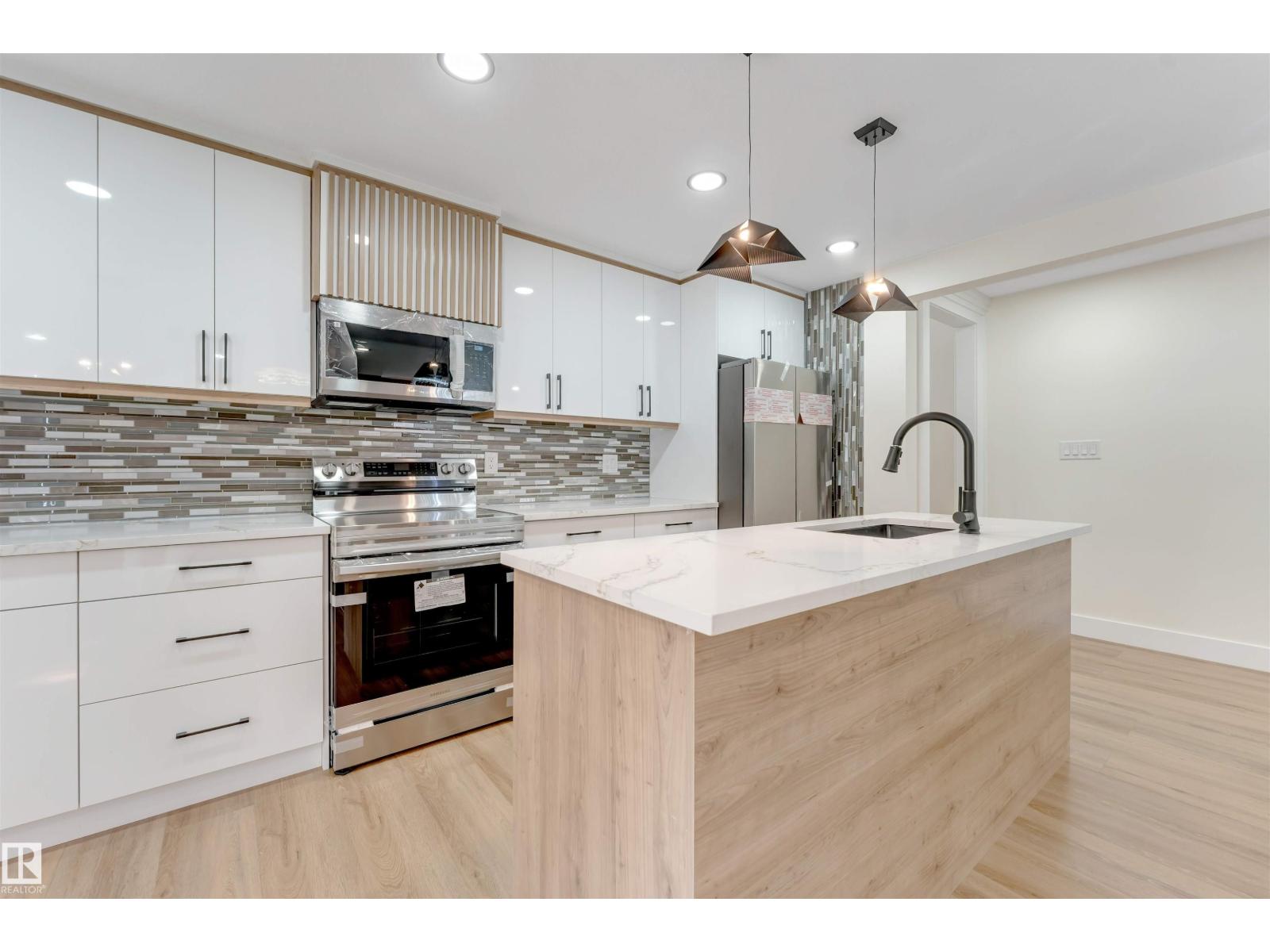 131 GARLAND CR - Image 15