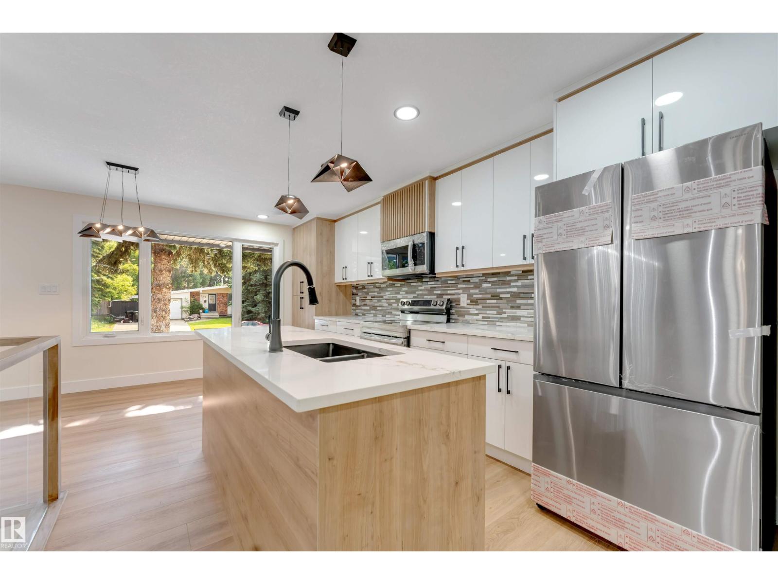 131 GARLAND CR - 16