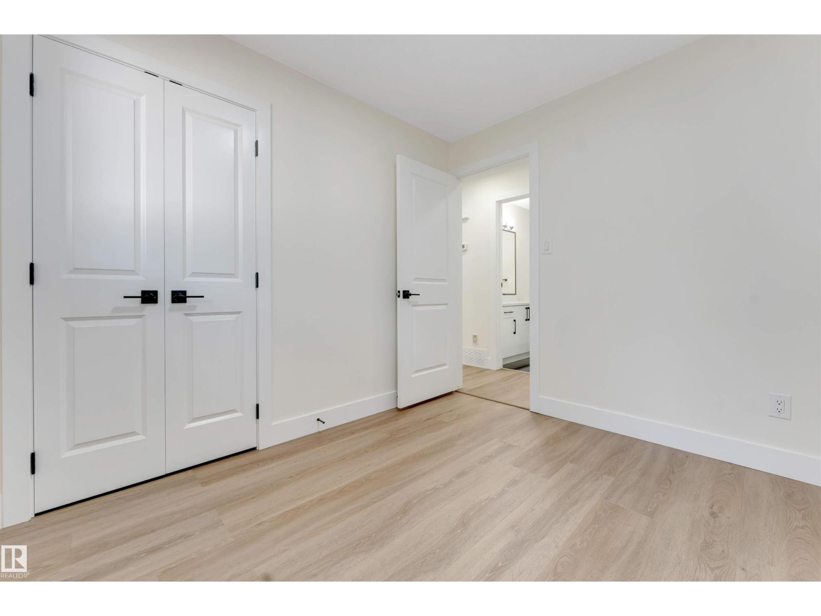 131 GARLAND CR - Image 19