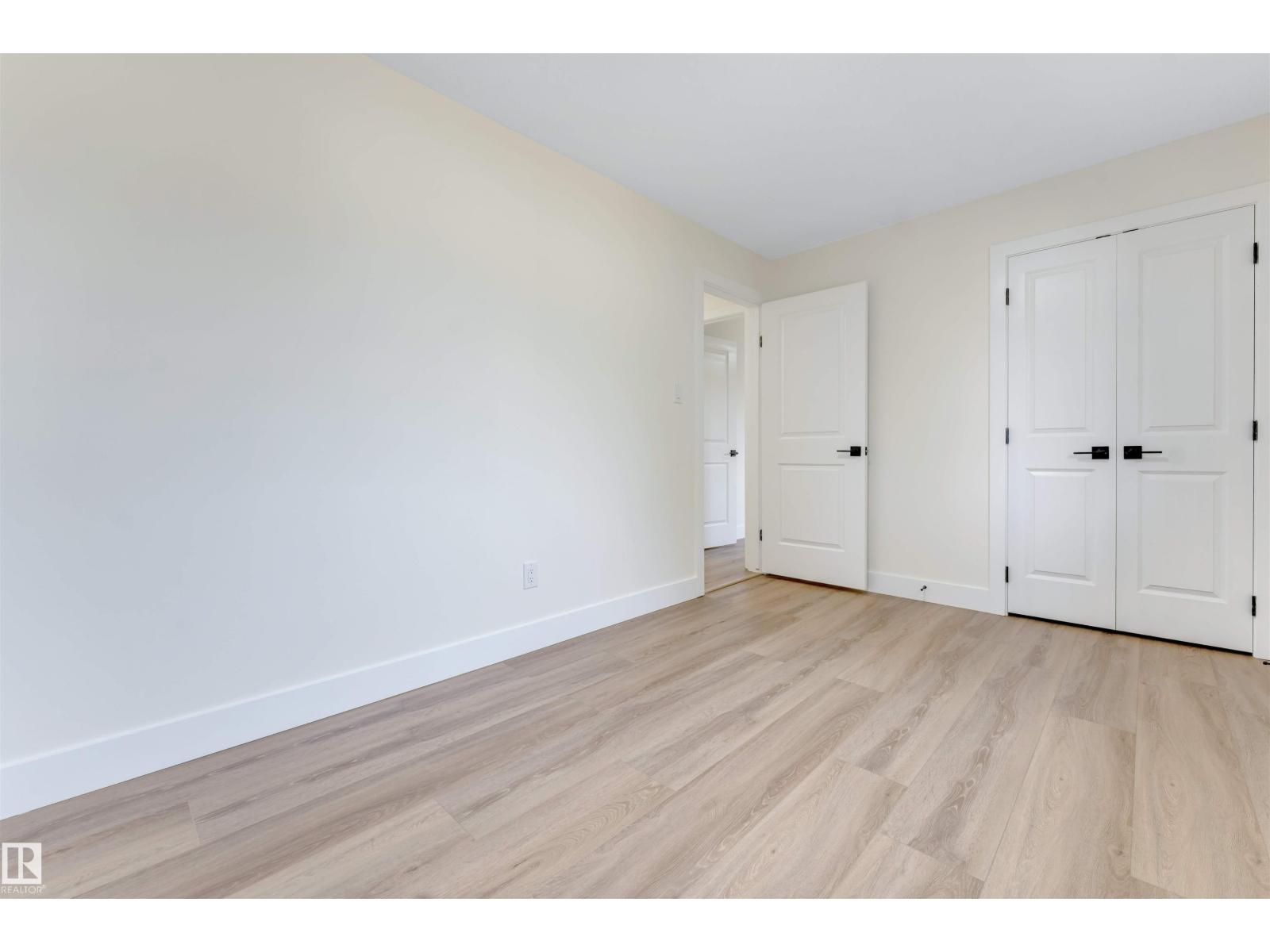 131 GARLAND CR - Image 21