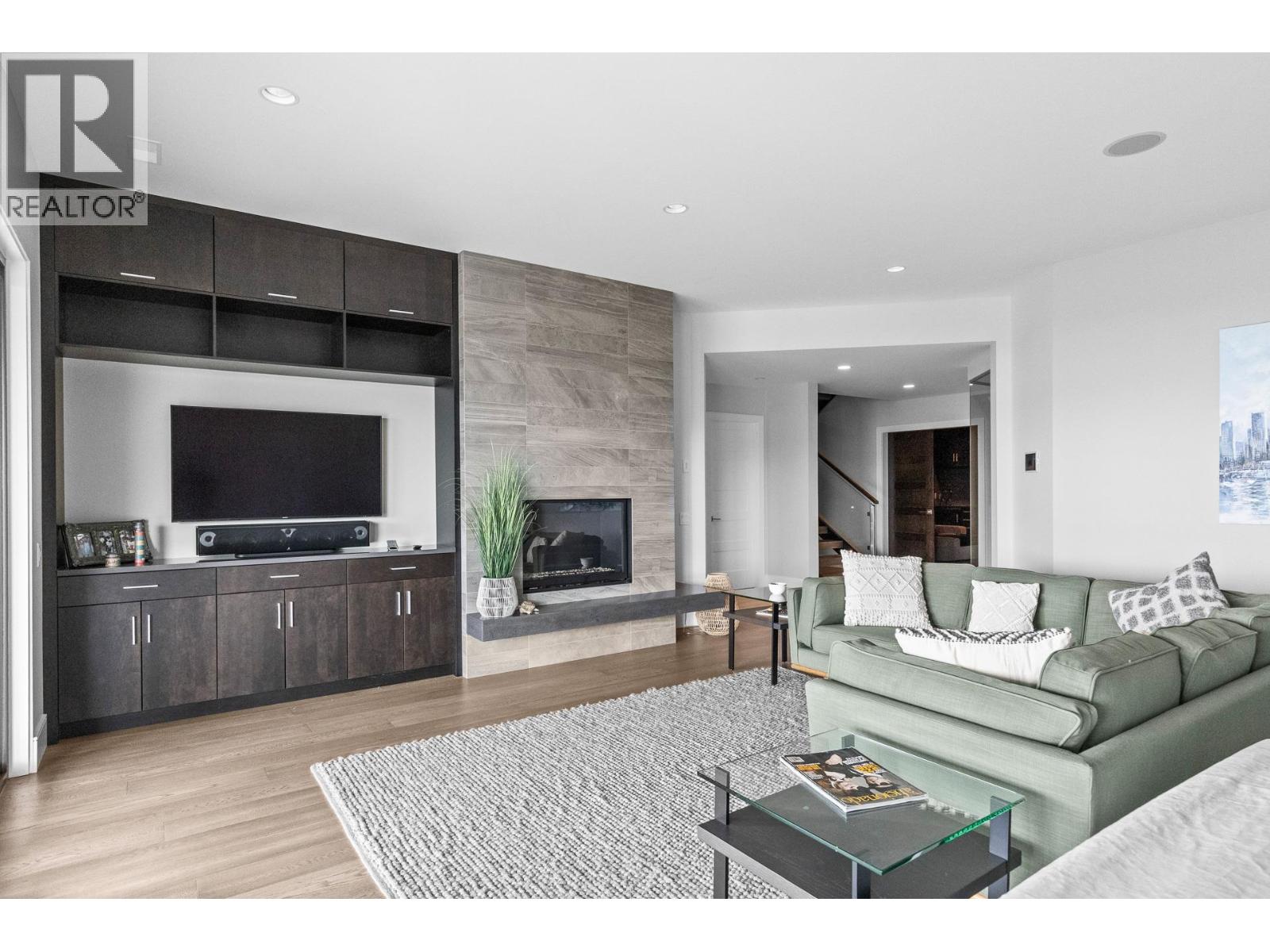  162 Skyland Drive, Kelowna
