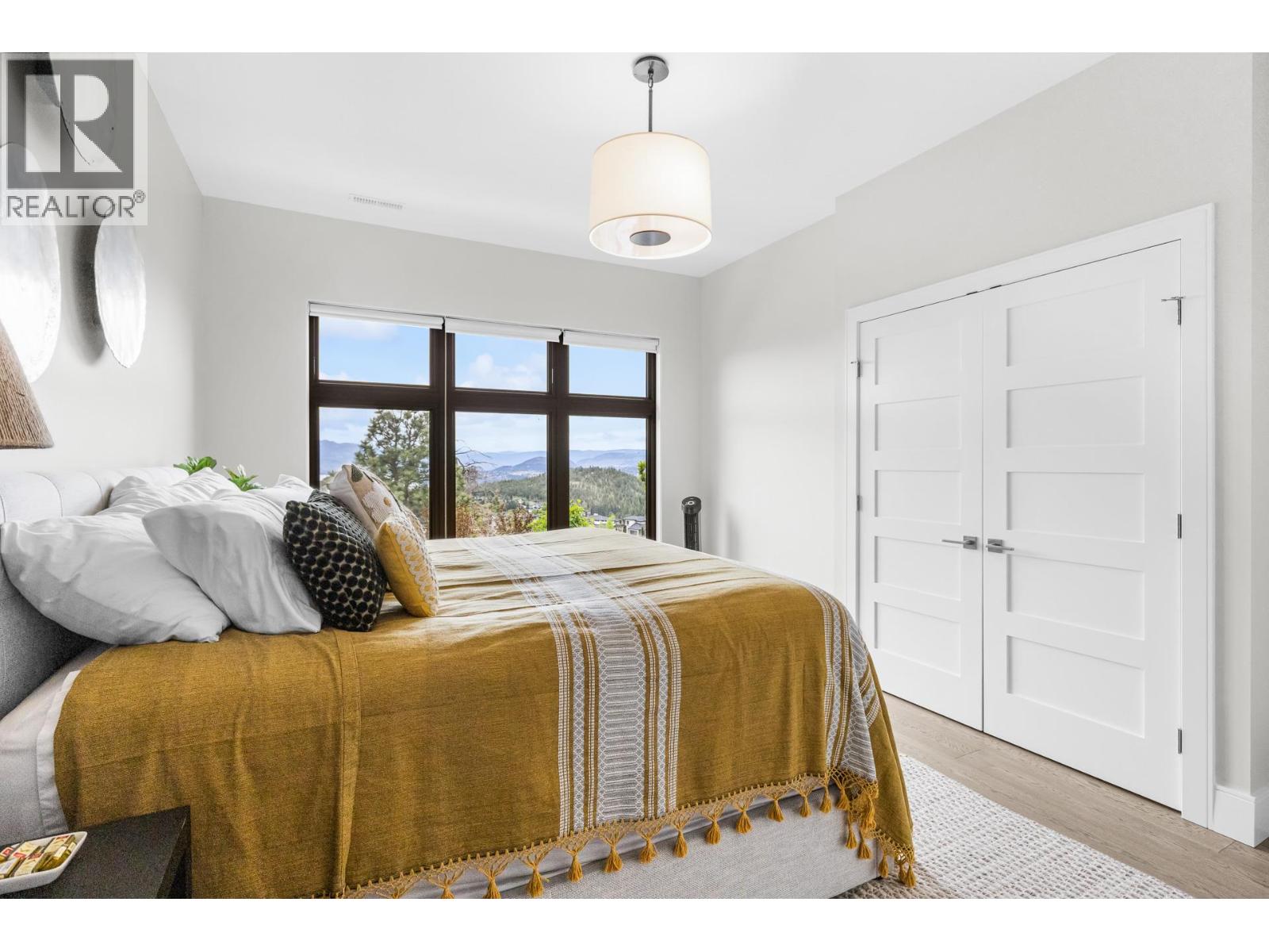  162 Skyland Drive, Kelowna