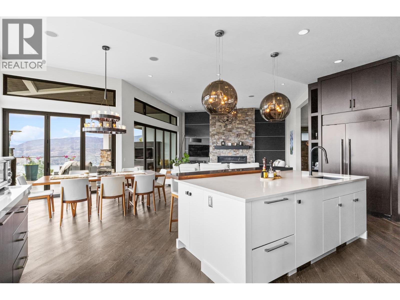  162 Skyland Drive, Kelowna