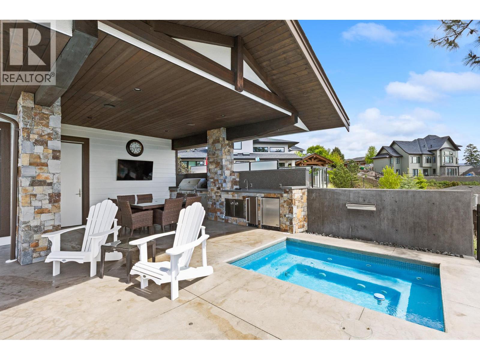  162 Skyland Drive, Kelowna