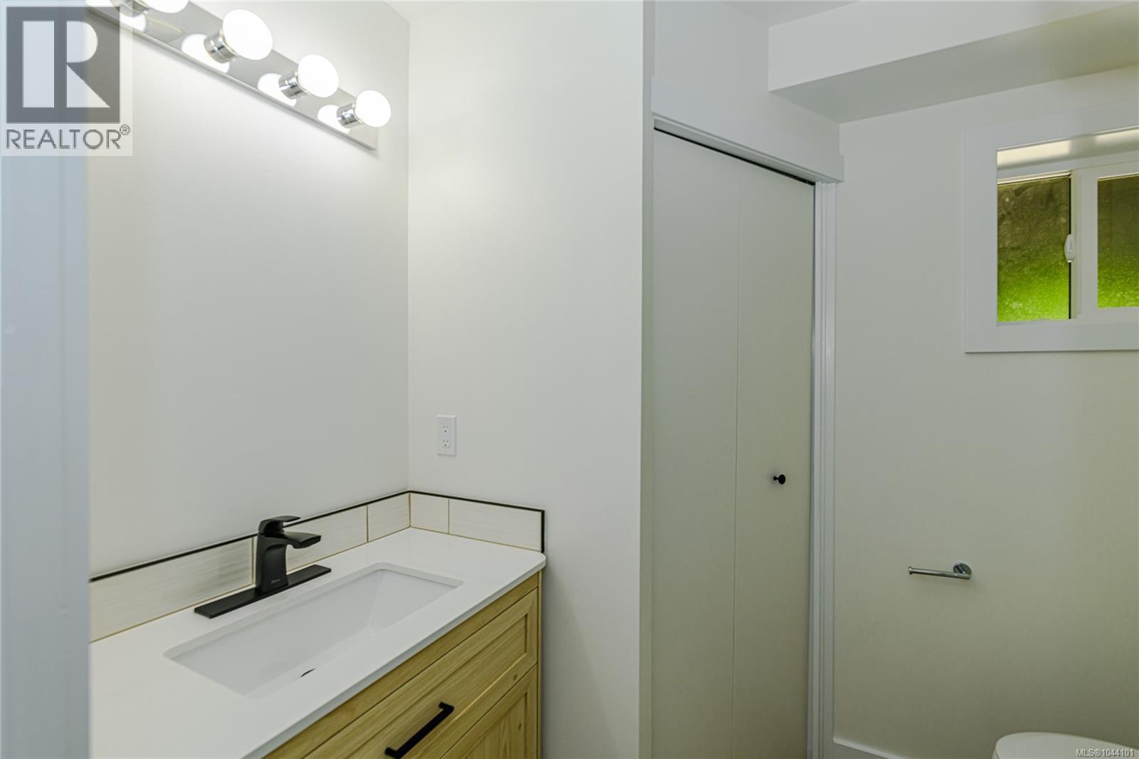 2401 Bette Dr - 25