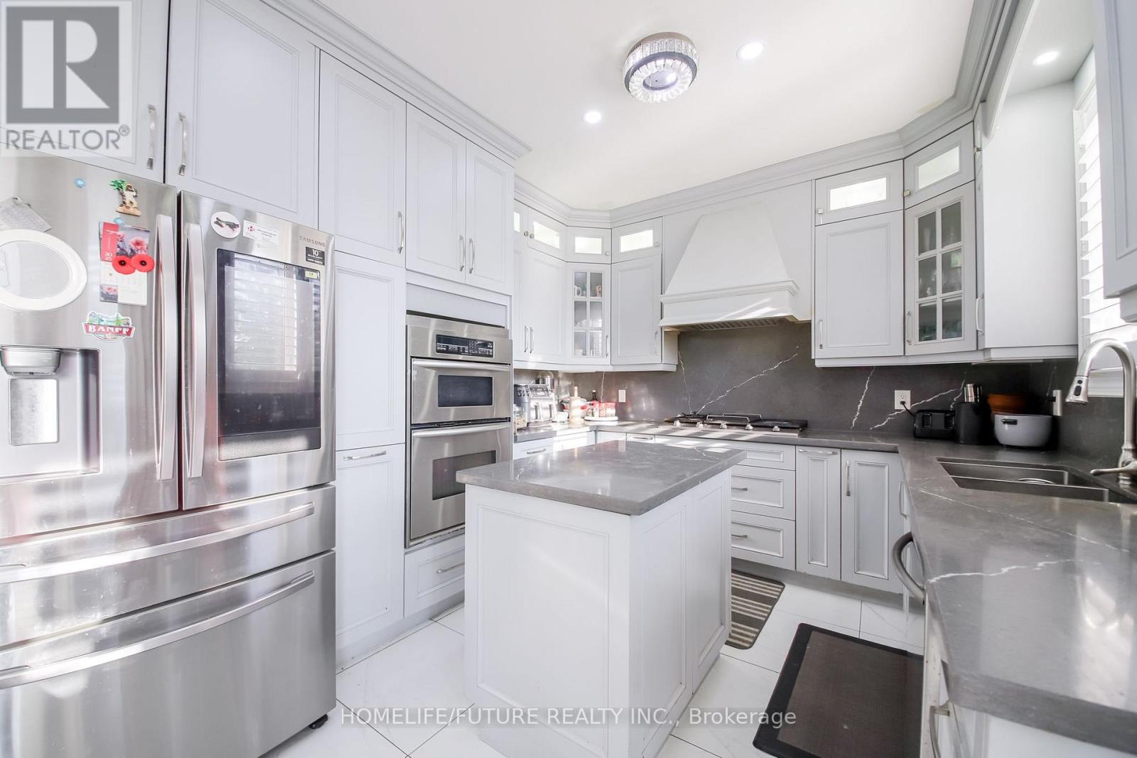 20 MINGAY AVENUE - 15