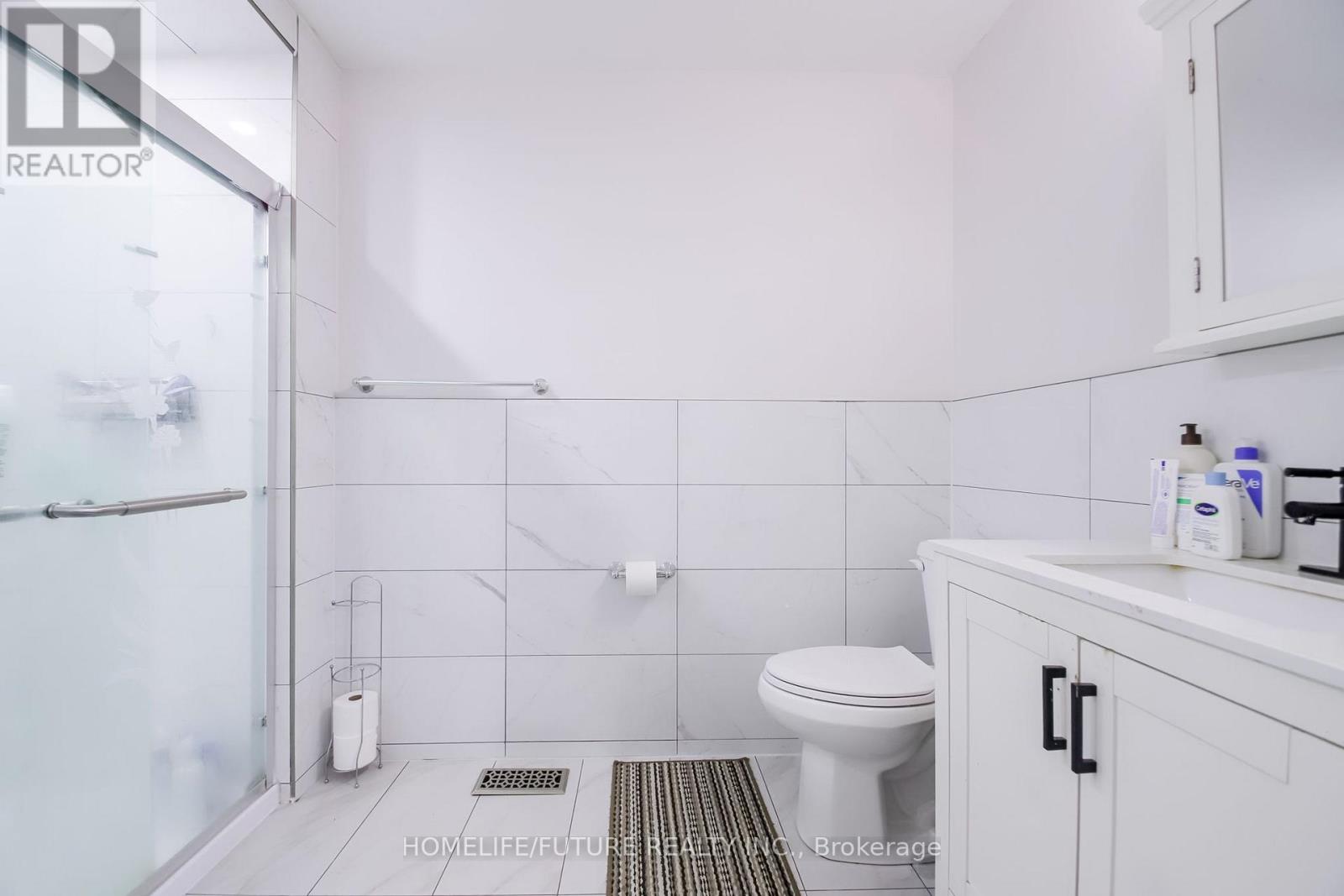 20 MINGAY AVENUE - 25