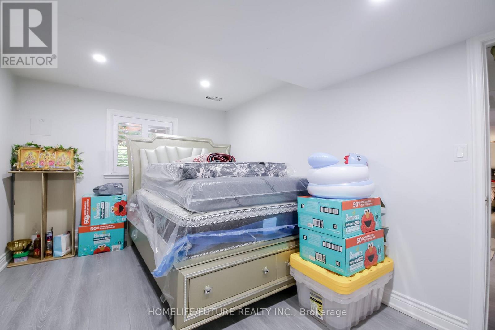 20 MINGAY AVENUE - 39